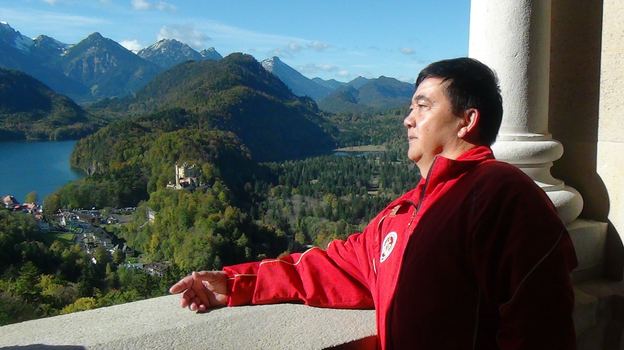 Meister Li Sui Yin in Schloss Neuschwanstein