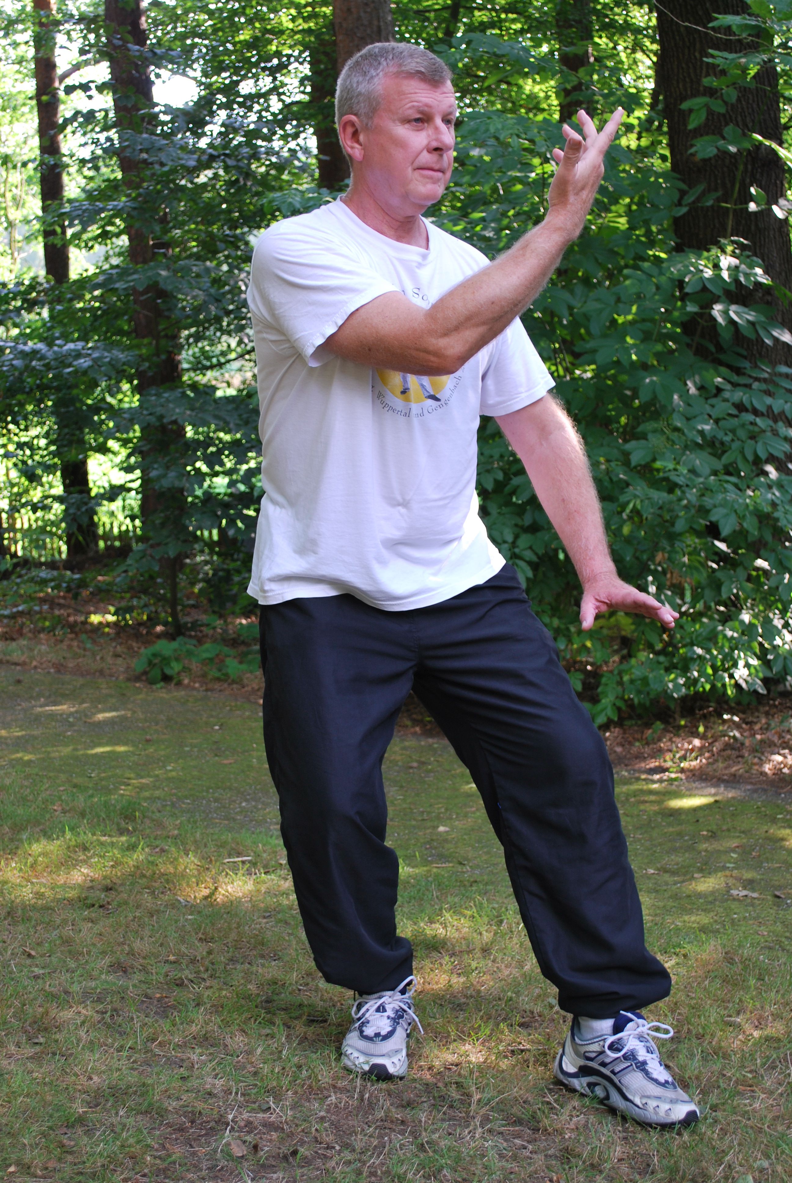 Aufrechter Stand im Qigong